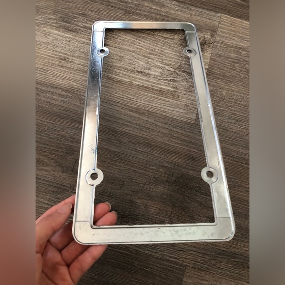 Beachbody License Plate Frame EUC ! - Picture 2 of 11